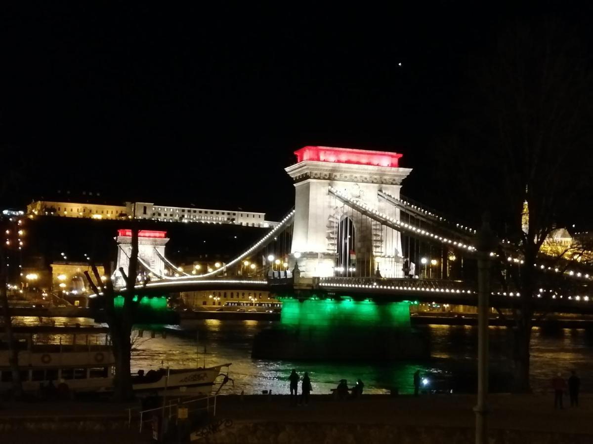 Simply The Best Location Budapest Exterior foto